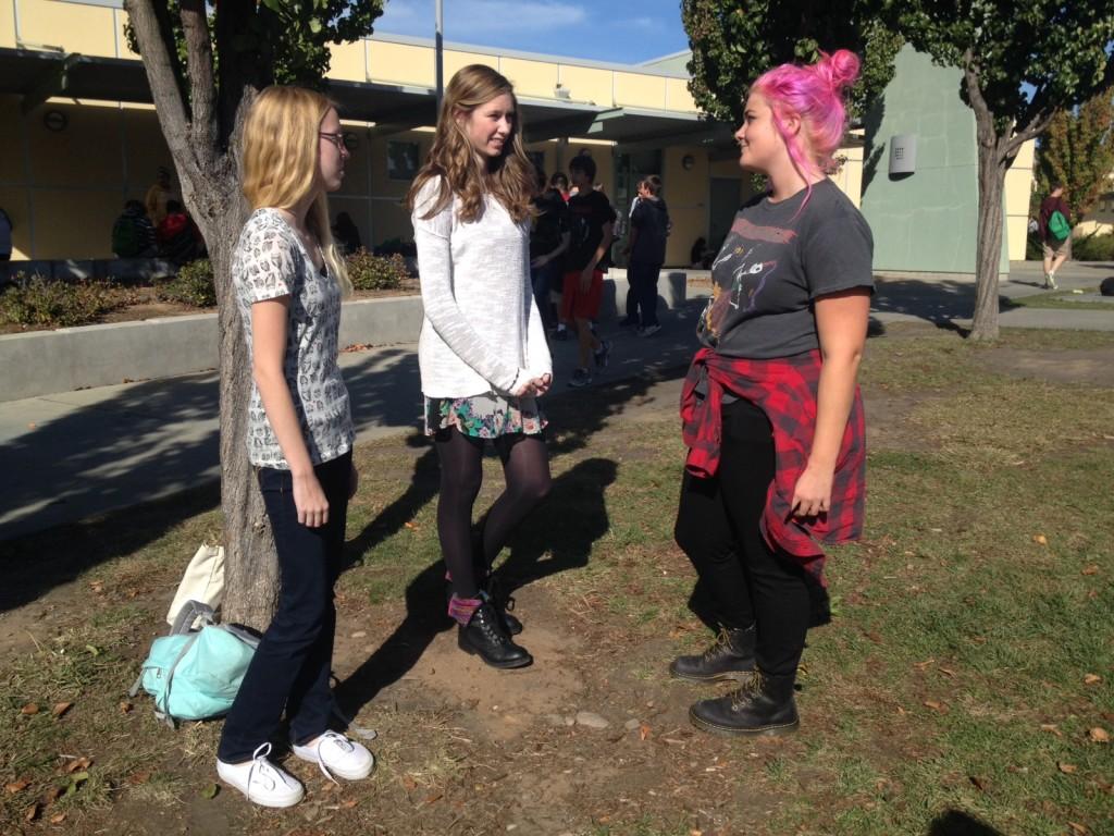 Jillian Semple,  Kaitlyn Townsley and Chloe Parker wear fall trends photo by SAVANNAH HOUDEK