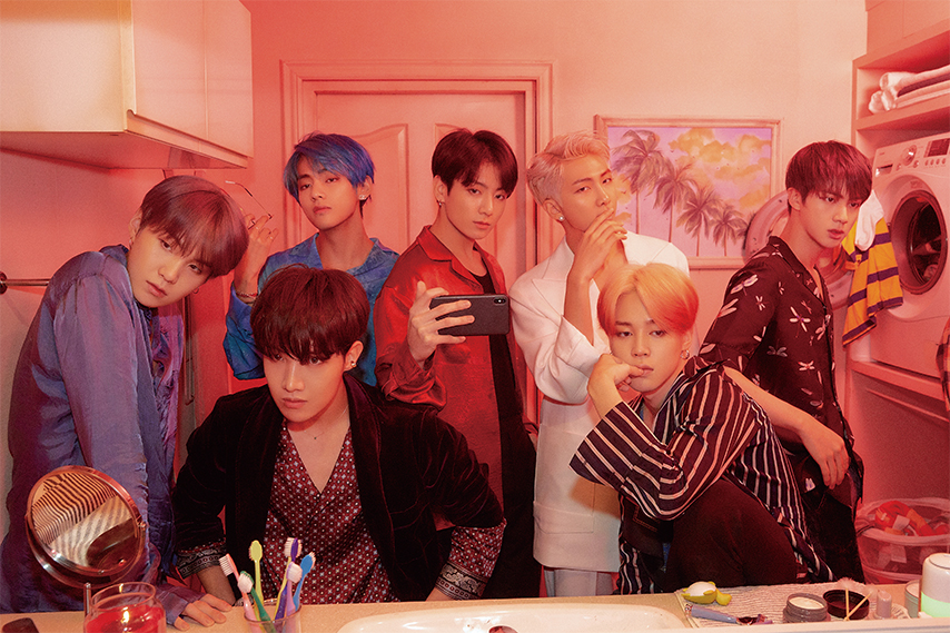 For the “Map of the Soul: Persona” concept photos, BTS poses in front of a bathroom mirror. Photo from Big Hit Entertainment, used with permission under fair use.
